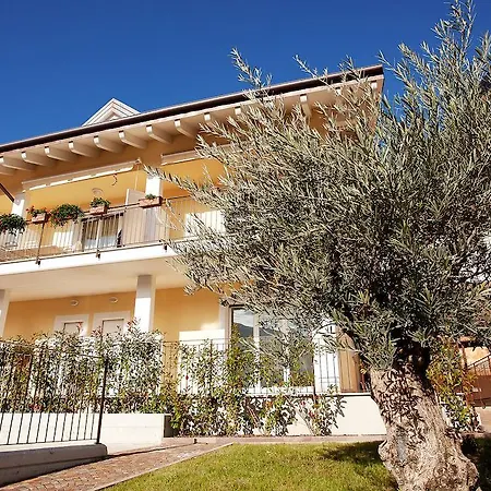 דירה 4 Village Centre Homes With Pool-by Italian Terraze, Spese, Sopra Spese, Spese Ii