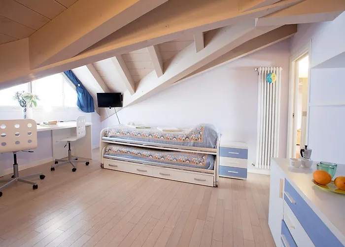 4 Village Centre Homes With Pool-by Italian Terraze, Spese, Sopra Spese, Spese Ii Lägenhet *