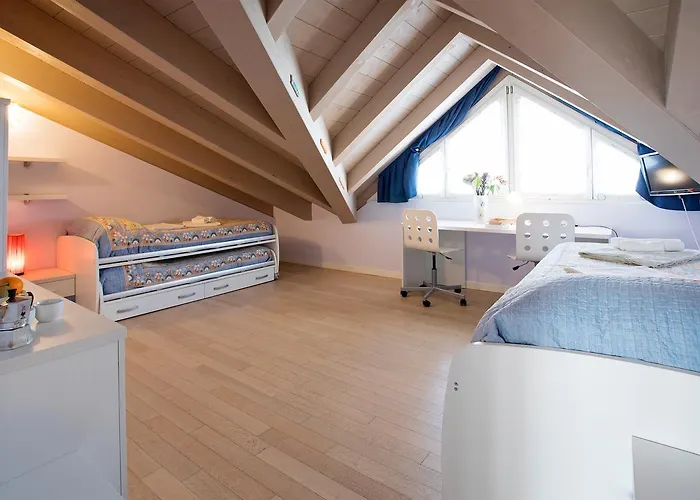 4 Village Centre Homes With Pool-by Italian Terraze, Spese, Sopra Spese, Spese Ii Lägenhet